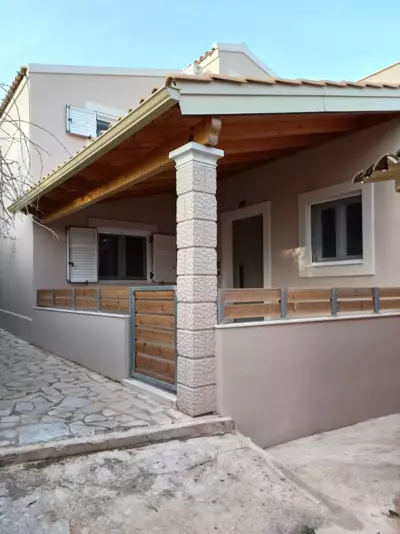 Stammys house - Pelekas