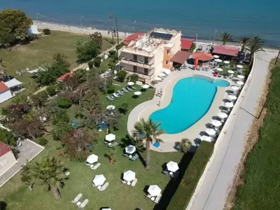 Ninos On The Beach Hotel - Roda