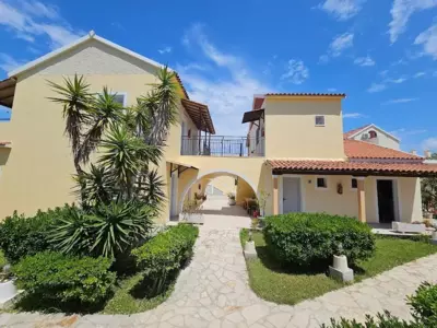 Tondoris Apartments - Sidari