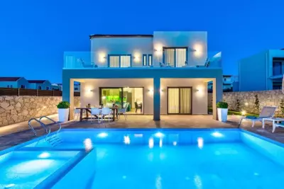 Mirsini Villa Private Pool & Jacuzzi - Georgioupolis