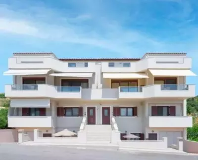 Artistic Getaway Home - Super Central - Heraklion