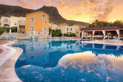 Pilot's Villas Luxury Suites - Hersonissos