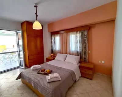 ANASSA HOME A Spacious Cretan House Next To The Sea, Family and Couple Friendly with Terrace in Makry Gialos & Ierapetra - Makris Gialos