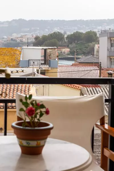 Deluxe Ocean View Penthouse - Pool & free parking - Makris Gialos