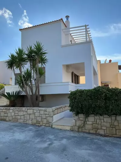 Villa Gagra - Villa with Private Pool, Air Con and Heating - Panormos