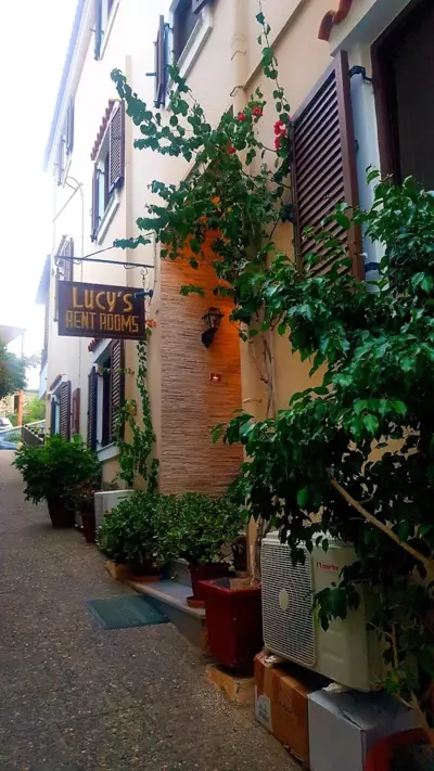 Pension Lucy - Panormos