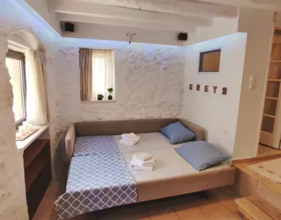 The tiny White House - Tiny Studio in Town Center - Sitia