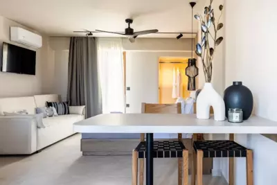 Niro Beachfront Living - Stalida