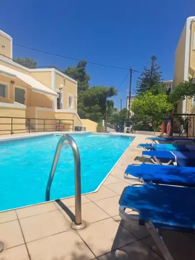 Esperides Maisonettes - Agia Marina Aegina