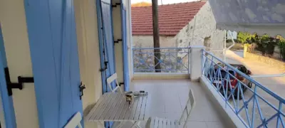 Pistakion Houses - Egina Città