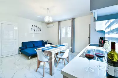 Koukounari Luxury Apartments - Vathi