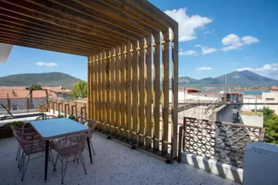 Aonia Luxurious Modern Boutique Apartments - Calcide