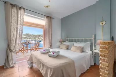 Sea View Apartment - Calcide