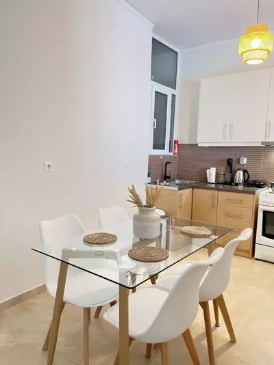 Central Delight - Calcide