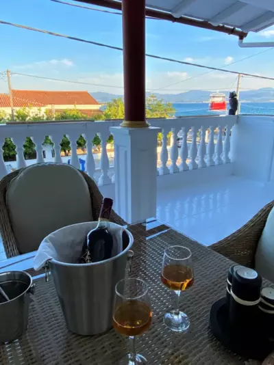 Oasis Grand House-large balcony with sea view - Eretria