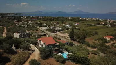 STUDIO α ΟΡΟΦΟΥ ΜΕ ΘΕΑ ΣΤΟ ΒΟΥΝΟ - Karistos