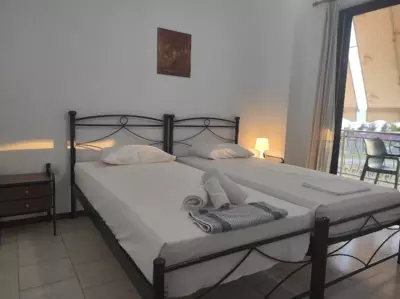 Λεμονιά Ενοικιαζόμενα δωμάτια - Loutra Edipsou