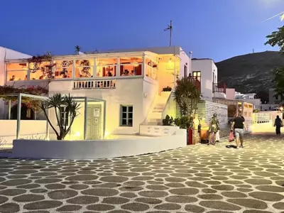 ZIMARAKI Houses - Folegandros