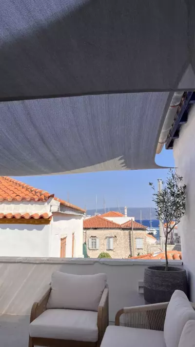 La Vie Hydra Luxury Suites - Hydra