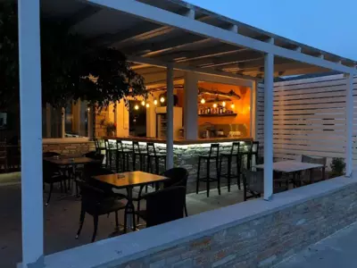 Deep Blue Rooms & Apartments - Ios