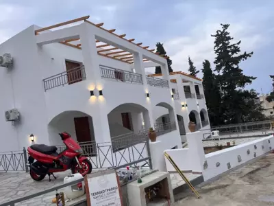 ODYSSEY BY CLIMBING HOUSE - Mirteai