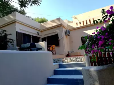 Cozy Kalydna House - Mirteai