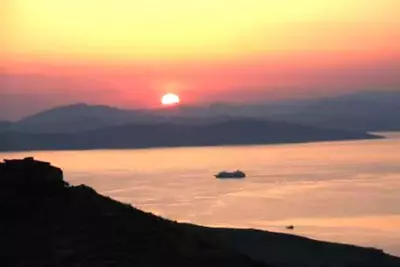 Aggelos & Melina studios - Enjoy sunset from Melina - Ioulida