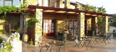 Kostis Rooms - Korissia