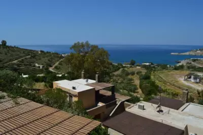 Stone House Kea - Otzias