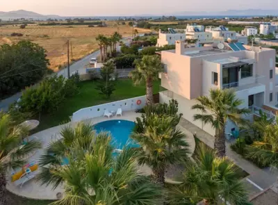 Luxury Xenos Villa 2 With 4 Bedrooms , Private Swimming Pool, Near The Sea - Tigaki