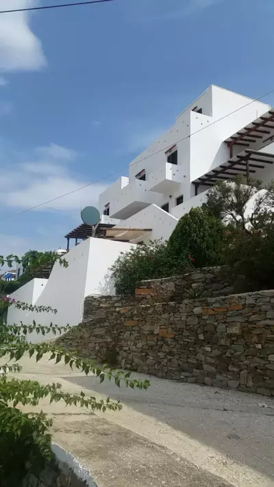 ΚΥΘΝΟΣ LAREROOMS - Merichas