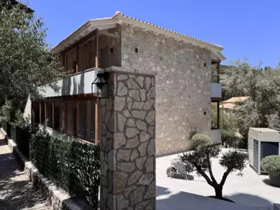 Akron - Agios Nikitas