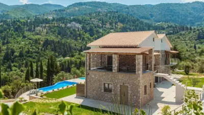 Milos Mountain - Villa Nikitas - Agios Nikitas