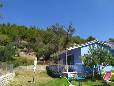 Blue White House - Kalamitsi