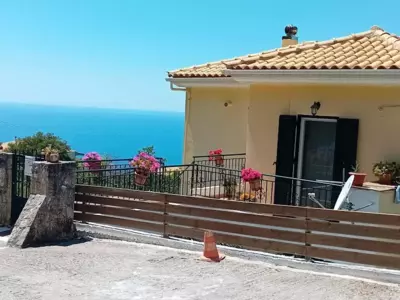 Alexandra's Apartment - Kalamitsi