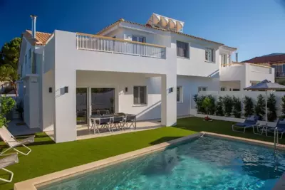THE QUAD Luxury Villas - Lygia