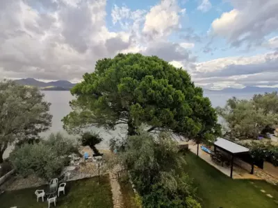 Zois Apartments - Nikiana