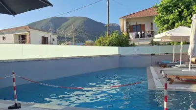 Papatsas Center Houses - Nydri