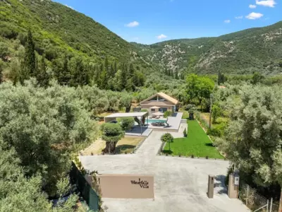 Luxury Waterfalls Villa Nidri Privet Pool Jaccuzi - Nydri