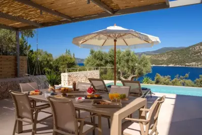 VILLAS MIRO - Luxury Villas with Direct Sea Access for 14 people - Sivota