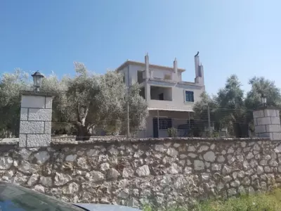 Chloe Apartments - Tsoukalades