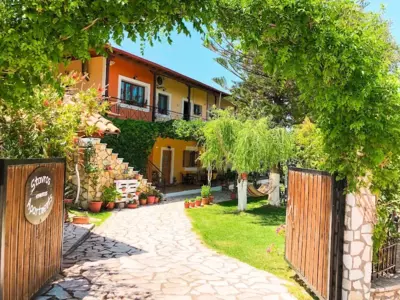 Stavros Apartments - Tsoukalades