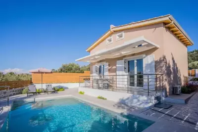 Elianthos Luxury Villas - Tsoukalades