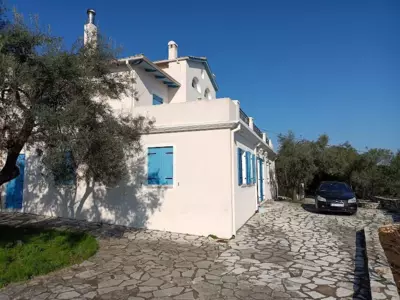 Cielo by Vintage Travel - Tsoukalades