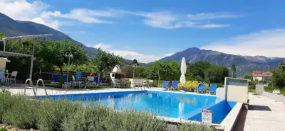 George Studios - Vassilliki