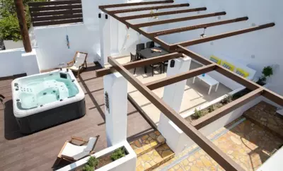 Sunny Bay - Agia Marina