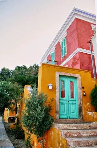 Color Suites - Agia Marina