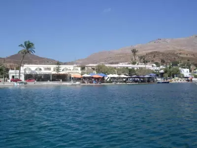 ZERVOS STUDIOS AND APARTMENTS - Alinda