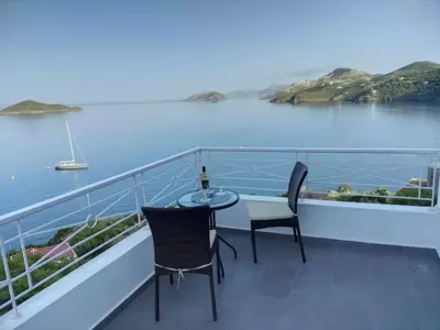 Infinity Blue Suite - Panteli