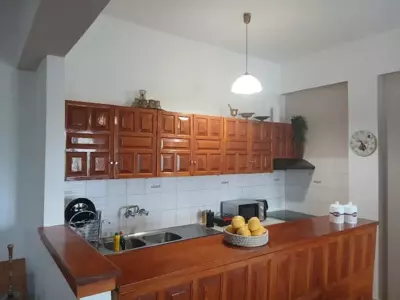 Sunny apartment - Mythimna